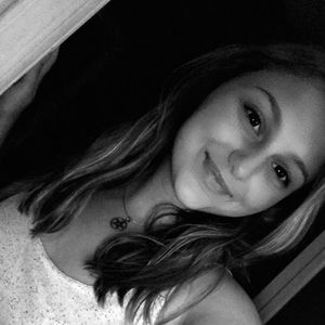 Meet your Posher, Savannah